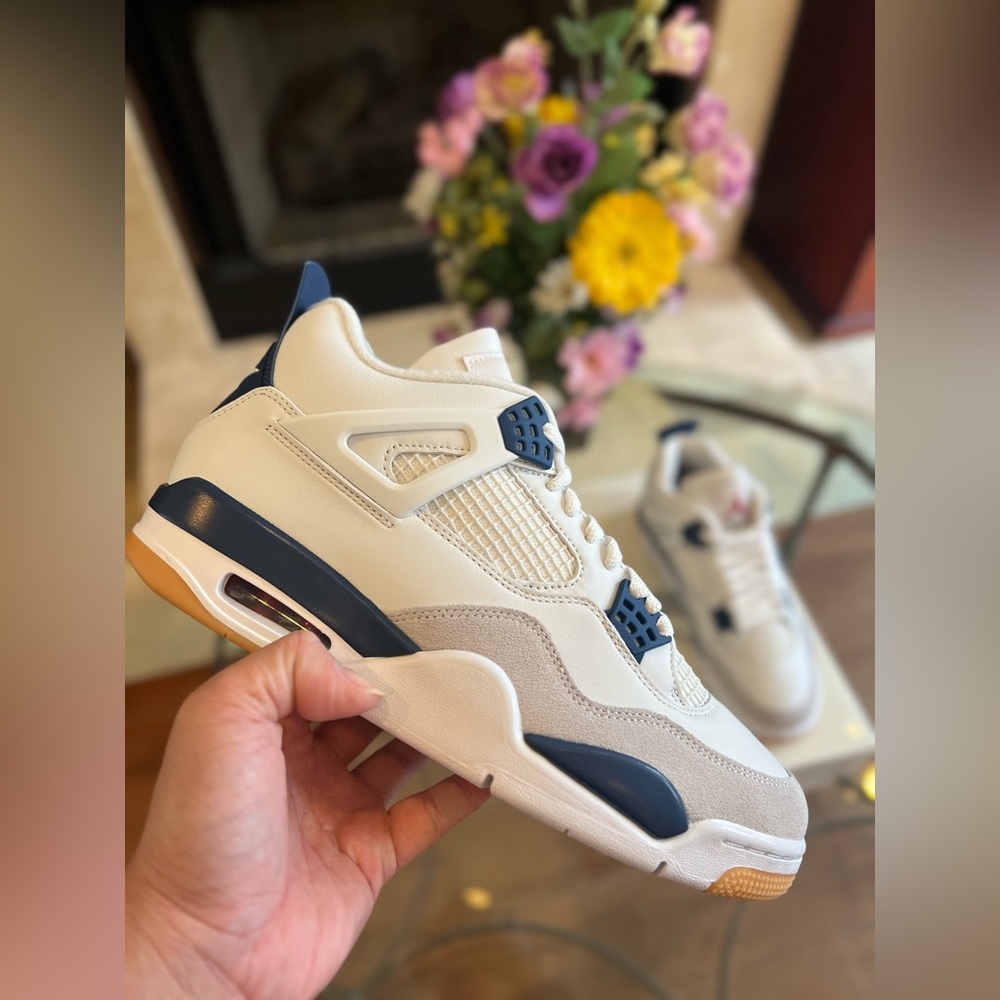 Size 10.5 - Nike SB x Air Jordan 4 Retro SP Navy | *Limited* Shipped Asap🔥